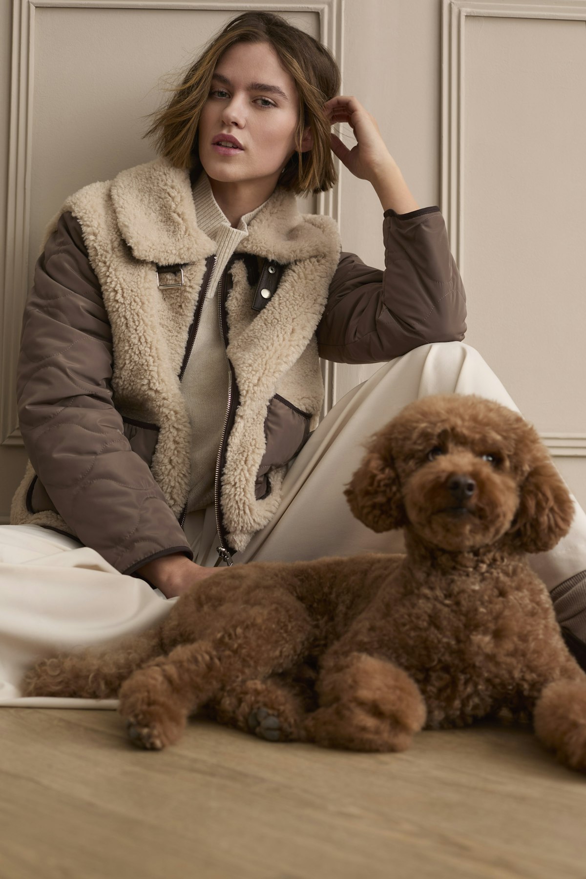 Oui-_fall_winter_2026_large_2026_09_Cosmopolitan_Muse_07-0969_A4_press_AdobeRGB